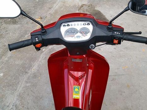 Neue Traxx JL50 2024: Preise, technische Daten, FOTOS und Verbrauch
