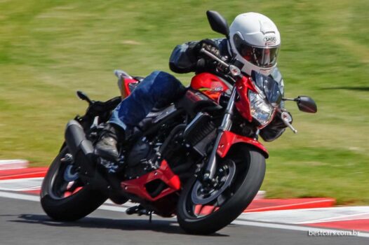 Neue Yamaha MT 07 ABS 2024: Preise, technische Daten, Fotos und Design