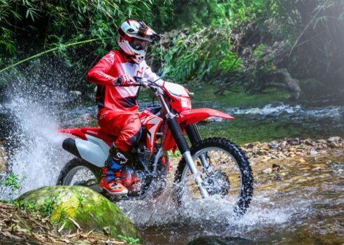 Neue Honda CRF 250F 2024: Preise, technische Daten, FOTOS und Motor