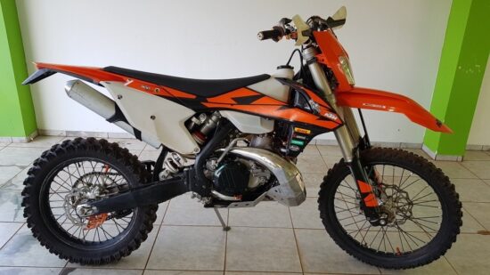 Neue KTM 300 EXC 2024: Preis, VERBRAUCH, Fact Sheet und Fotos