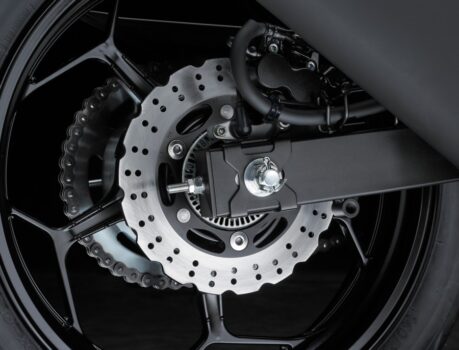 Neue Kawasaki Z300 ABS 2024: Verbrauch, Preis und FOTOS