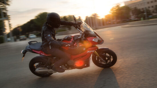 Neue BMW S 1000 XR 2024: Verbrauch, Preis und FOTOS
