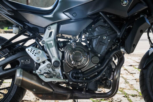 Neue Yamaha MT 07 ABS 2024: Preise, technische Daten, Fotos und Design