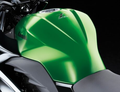 Neue Kawasaki Z300 ABS 2024: Verbrauch, Preis und FOTOS