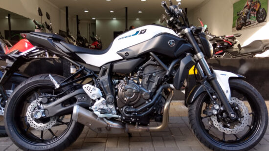 Neue Yamaha MT 07 ABS 2024: Preise, technische Daten, Fotos und Design